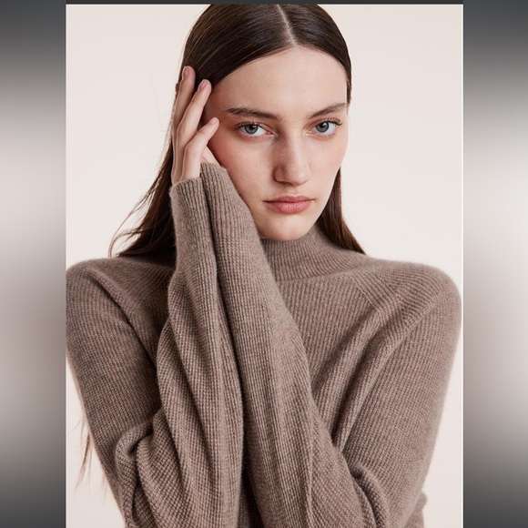 Goelia Pure Cashmere Sweater - Picture 9 of 14